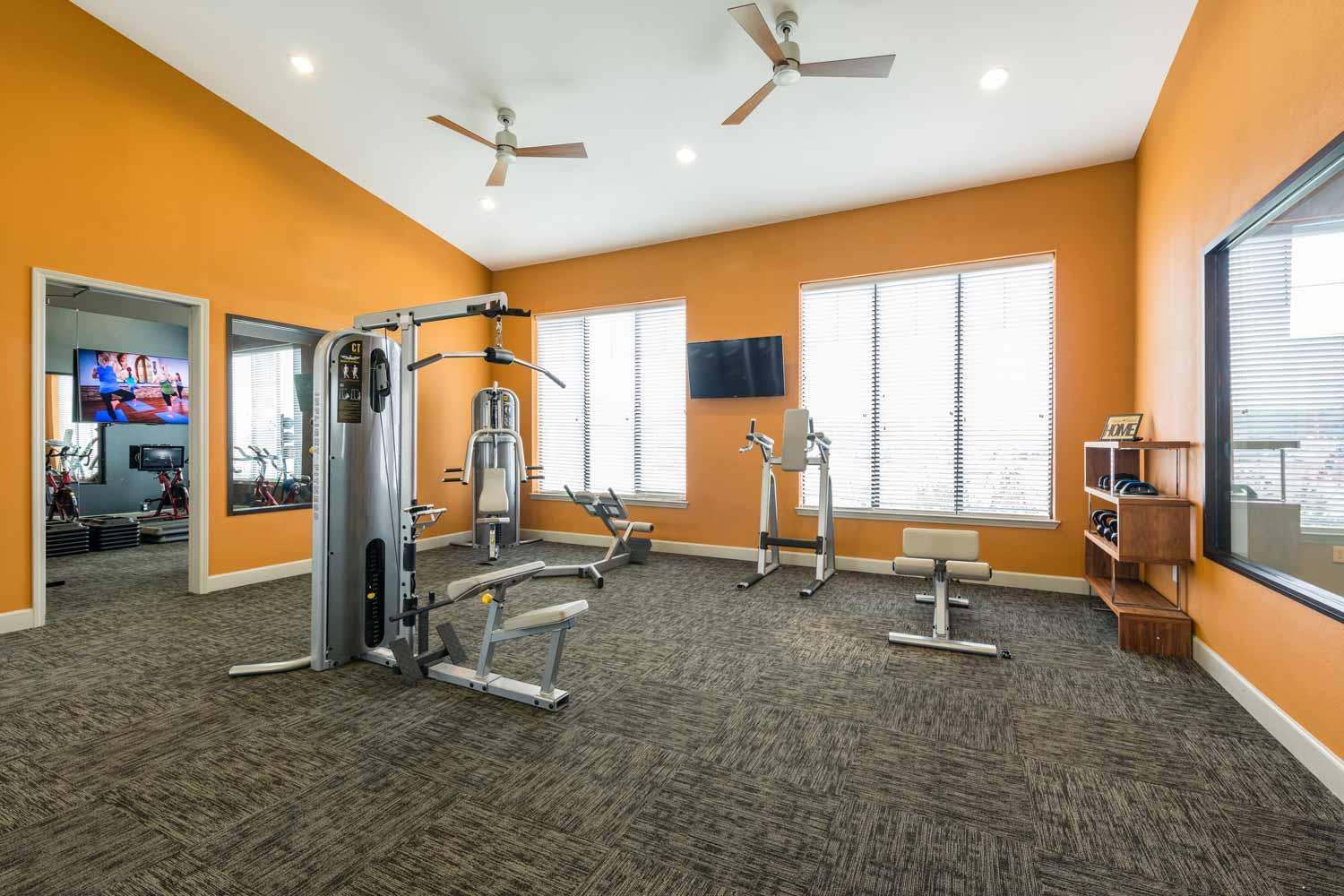 Spacious Furnished Resort Style Apartments Tomball Kültér fotó