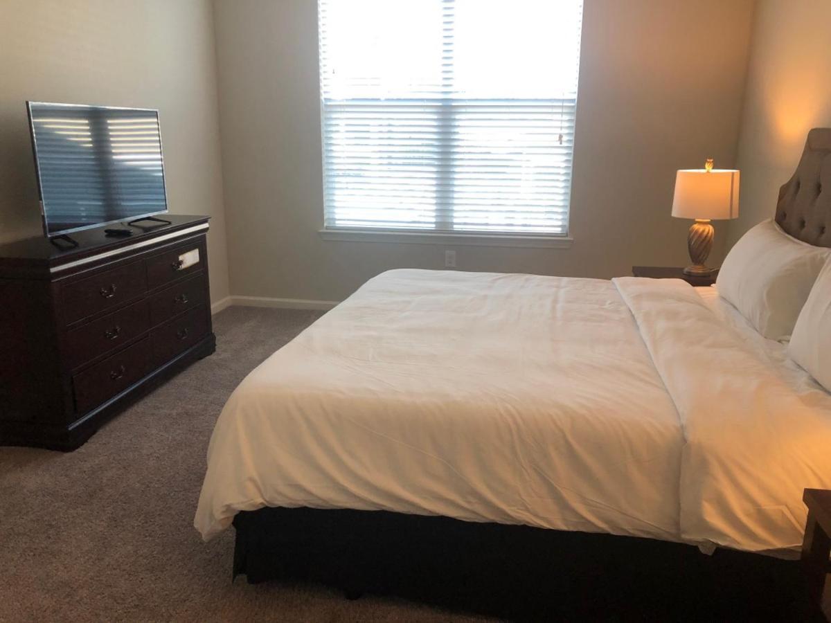 Spacious Furnished Resort Style Apartments Tomball Szoba fotó