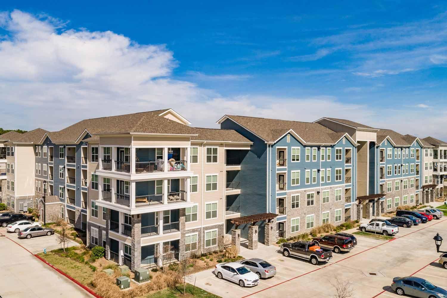 Spacious Furnished Resort Style Apartments Tomball Kültér fotó